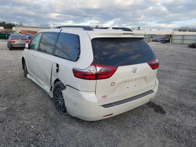 Photo 2 VIN: 5TDYZ3DC2LS035199 - TOYOTA SIENNA XLE 