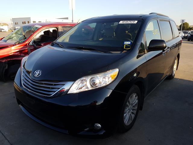 Photo 1 VIN: 5TDYZ3DC3HS771978 - TOYOTA SIENNA XLE 