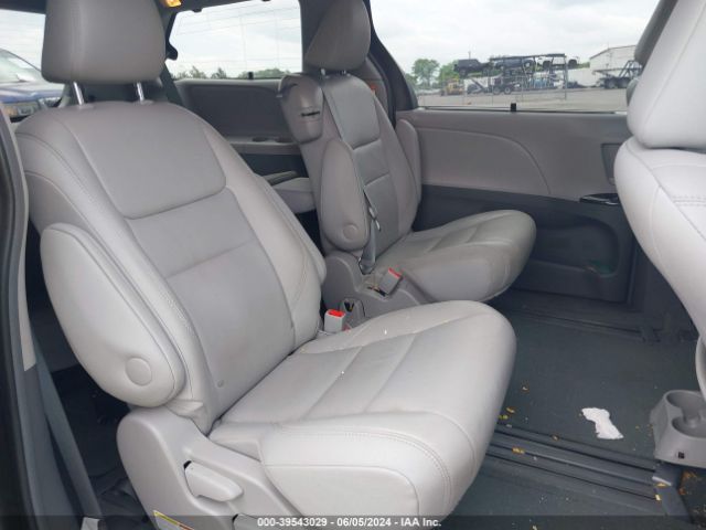 Photo 7 VIN: 5TDYZ3DC3HS782818 - TOYOTA SIENNA 