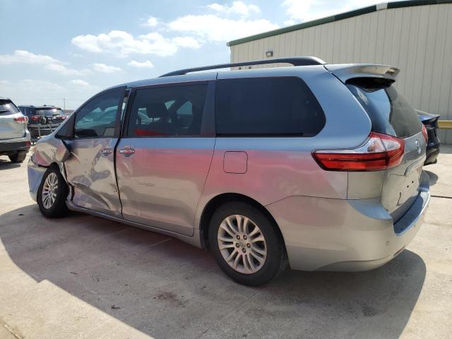 Photo 1 VIN: 5TDYZ3DC3HS786495 - TOYOTA SIENNA XLE 