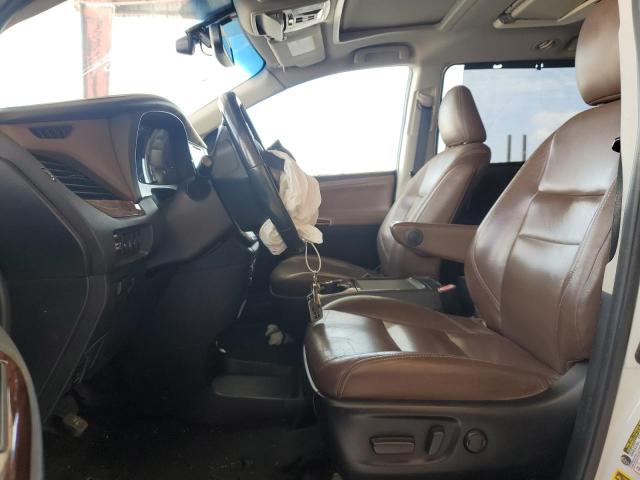 Photo 6 VIN: 5TDYZ3DC3HS793835 - TOYOTA SIENNA XLE 