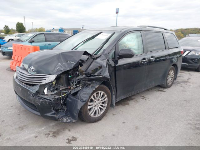 Photo 1 VIN: 5TDYZ3DC3HS795035 - TOYOTA SIENNA 