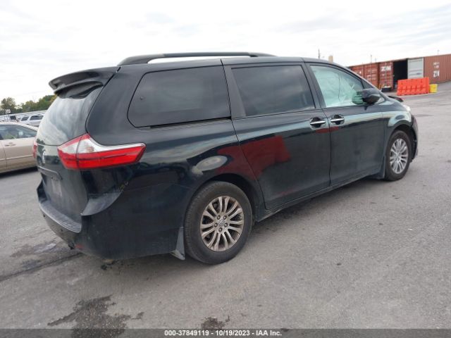 Photo 3 VIN: 5TDYZ3DC3HS795035 - TOYOTA SIENNA 