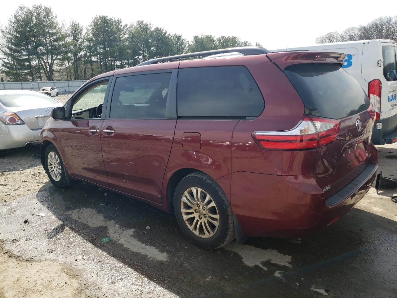 Photo 1 VIN: 5TDYZ3DC3HS800069 - TOYOTA SIENNA 