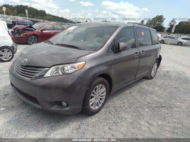 Photo 1 VIN: 5TDYZ3DC3HS818376 - TOYOTA SIENNA 