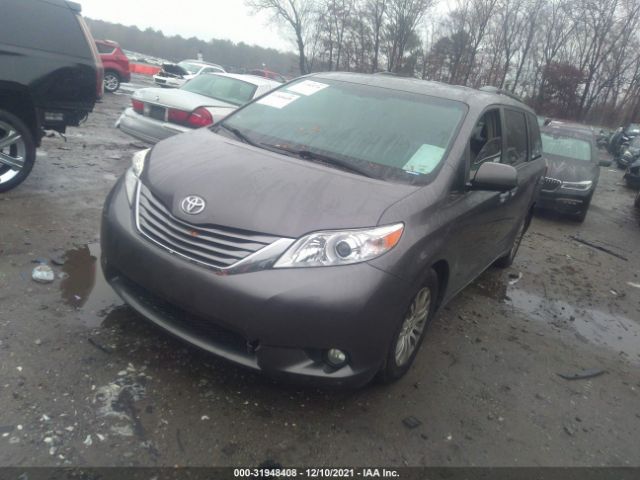 Photo 1 VIN: 5TDYZ3DC3HS821407 - TOYOTA SIENNA 