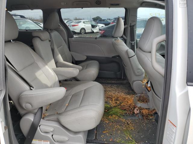 Photo 10 VIN: 5TDYZ3DC3HS836828 - TOYOTA SIENNA XLE 