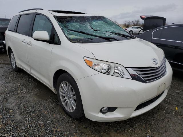 Photo 3 VIN: 5TDYZ3DC3HS836828 - TOYOTA SIENNA XLE 