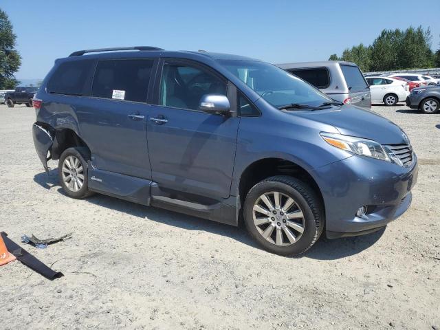 Photo 3 VIN: 5TDYZ3DC3HS871126 - TOYOTA SIENNA XLE 