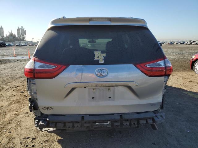 Photo 5 VIN: 5TDYZ3DC3HS872681 - TOYOTA SIENNA XLE 