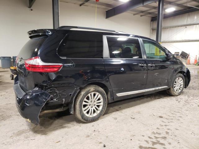 Photo 2 VIN: 5TDYZ3DC3HS877508 - TOYOTA SIENNA XLE 