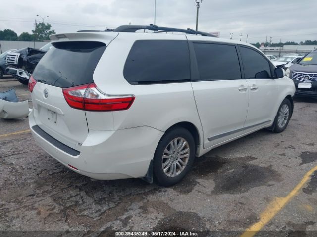 Photo 3 VIN: 5TDYZ3DC3HS898469 - TOYOTA SIENNA 