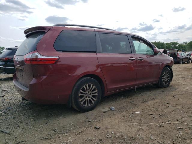 Photo 2 VIN: 5TDYZ3DC3HS899458 - TOYOTA SIENNA XLE 