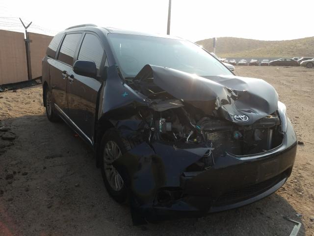 Photo 0 VIN: 5TDYZ3DC3HS899850 - TOYOTA SIENNA XLE 