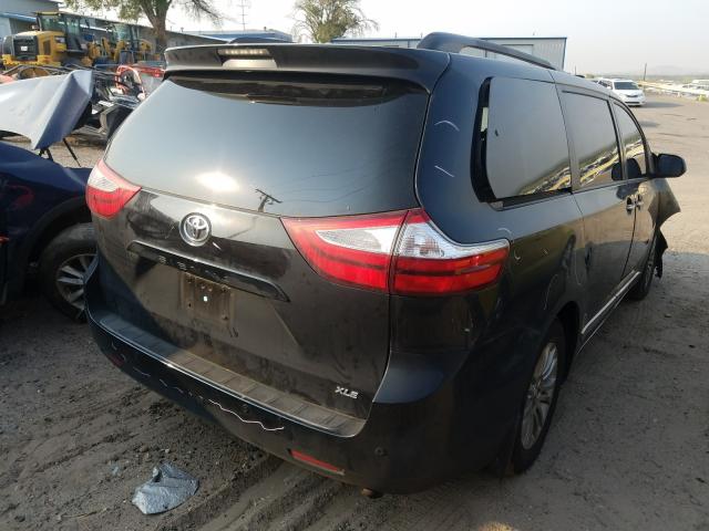 Photo 3 VIN: 5TDYZ3DC3HS899850 - TOYOTA SIENNA XLE 