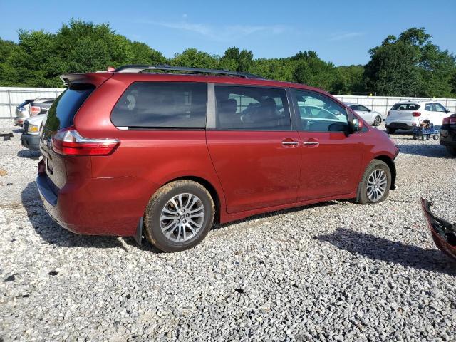 Photo 2 VIN: 5TDYZ3DC3JS905894 - TOYOTA SIENNA XLE 