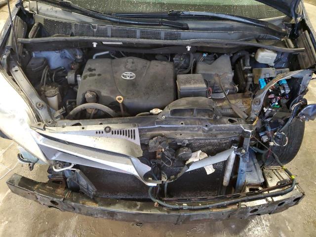 Photo 11 VIN: 5TDYZ3DC3JS909007 - TOYOTA SIENNA XLE 