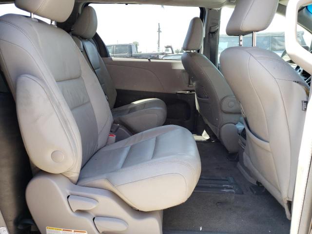 Photo 10 VIN: 5TDYZ3DC3JS921237 - TOYOTA SIENNA XLE 