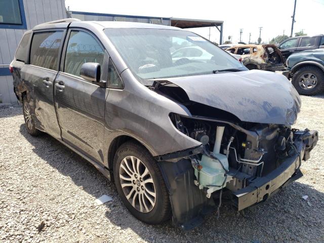 Photo 3 VIN: 5TDYZ3DC3JS921237 - TOYOTA SIENNA XLE 