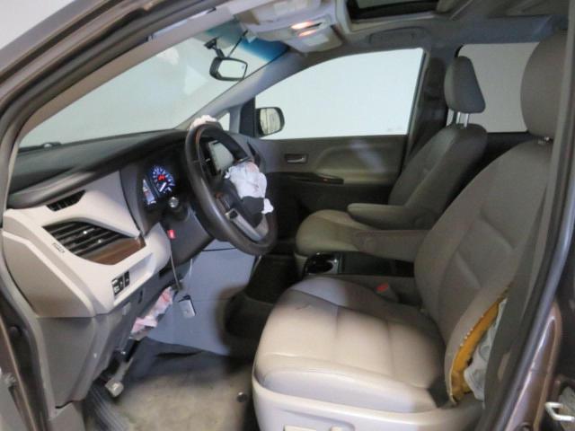 Photo 8 VIN: 5TDYZ3DC3JS921237 - TOYOTA SIENNA XLE 