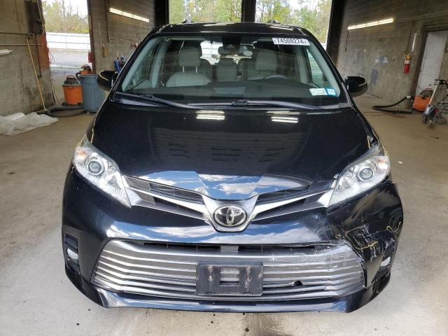 Photo 4 VIN: 5TDYZ3DC3JS929886 - TOYOTA SIENNA XLE 