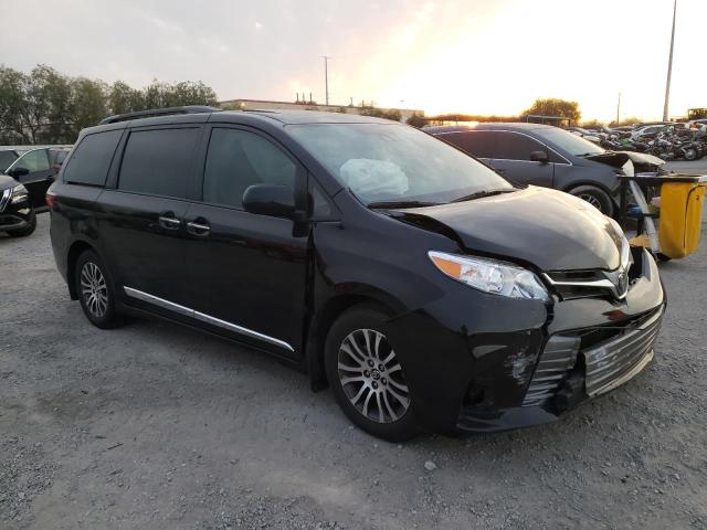 Photo 3 VIN: 5TDYZ3DC3JS943982 - TOYOTA SIENNA XLE 