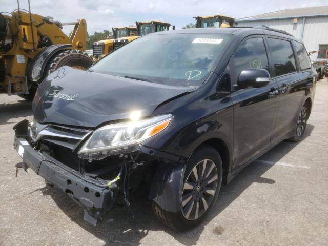 Photo 1 VIN: 5TDYZ3DC3JS950138 - TOYOTA SIENNA XLE 