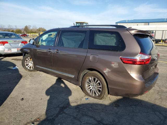 Photo 1 VIN: 5TDYZ3DC3JS965836 - TOYOTA SIENNA XLE 