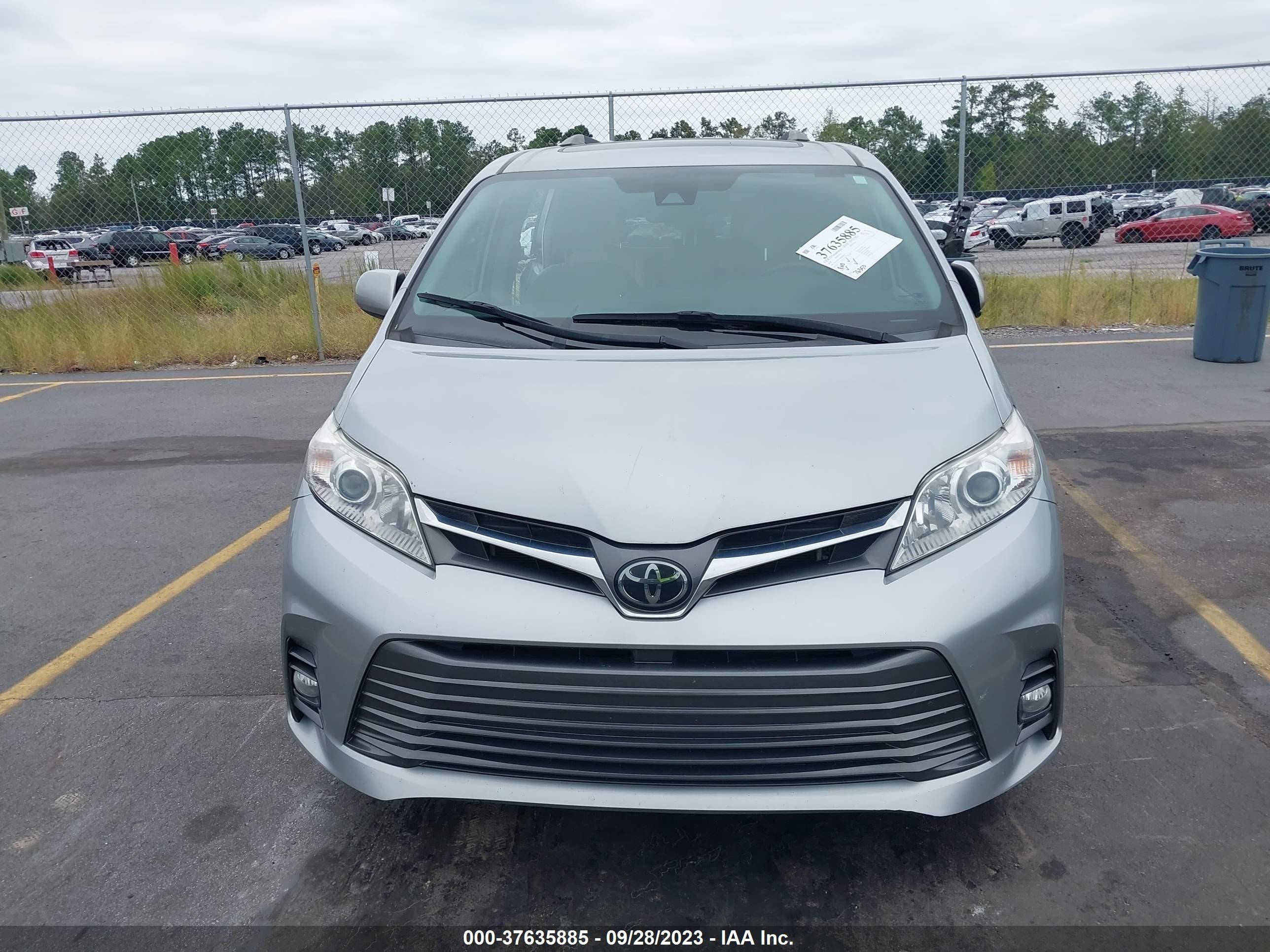 Photo 12 VIN: 5TDYZ3DC3KS018622 - TOYOTA SIENNA 