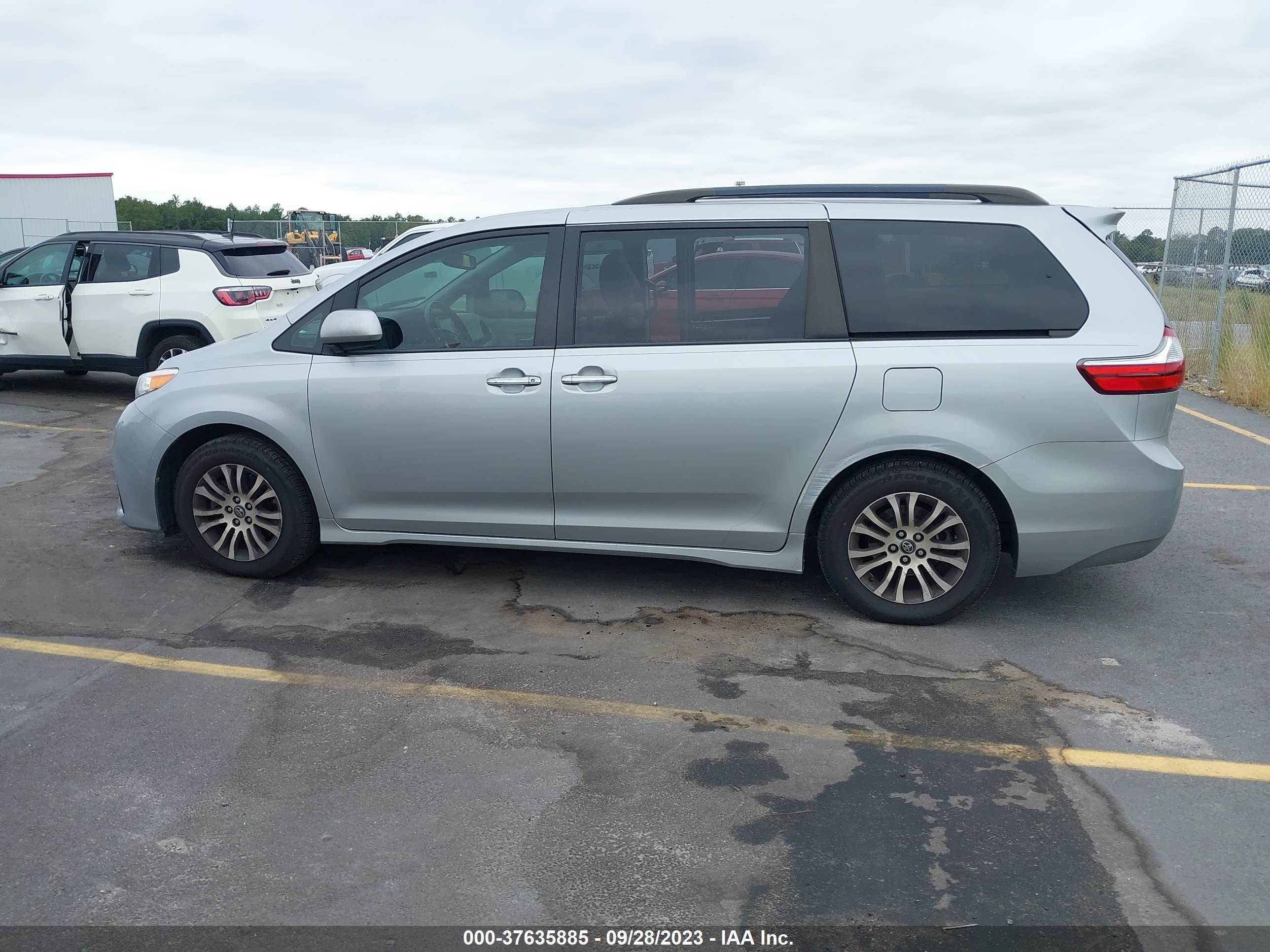 Photo 14 VIN: 5TDYZ3DC3KS018622 - TOYOTA SIENNA 