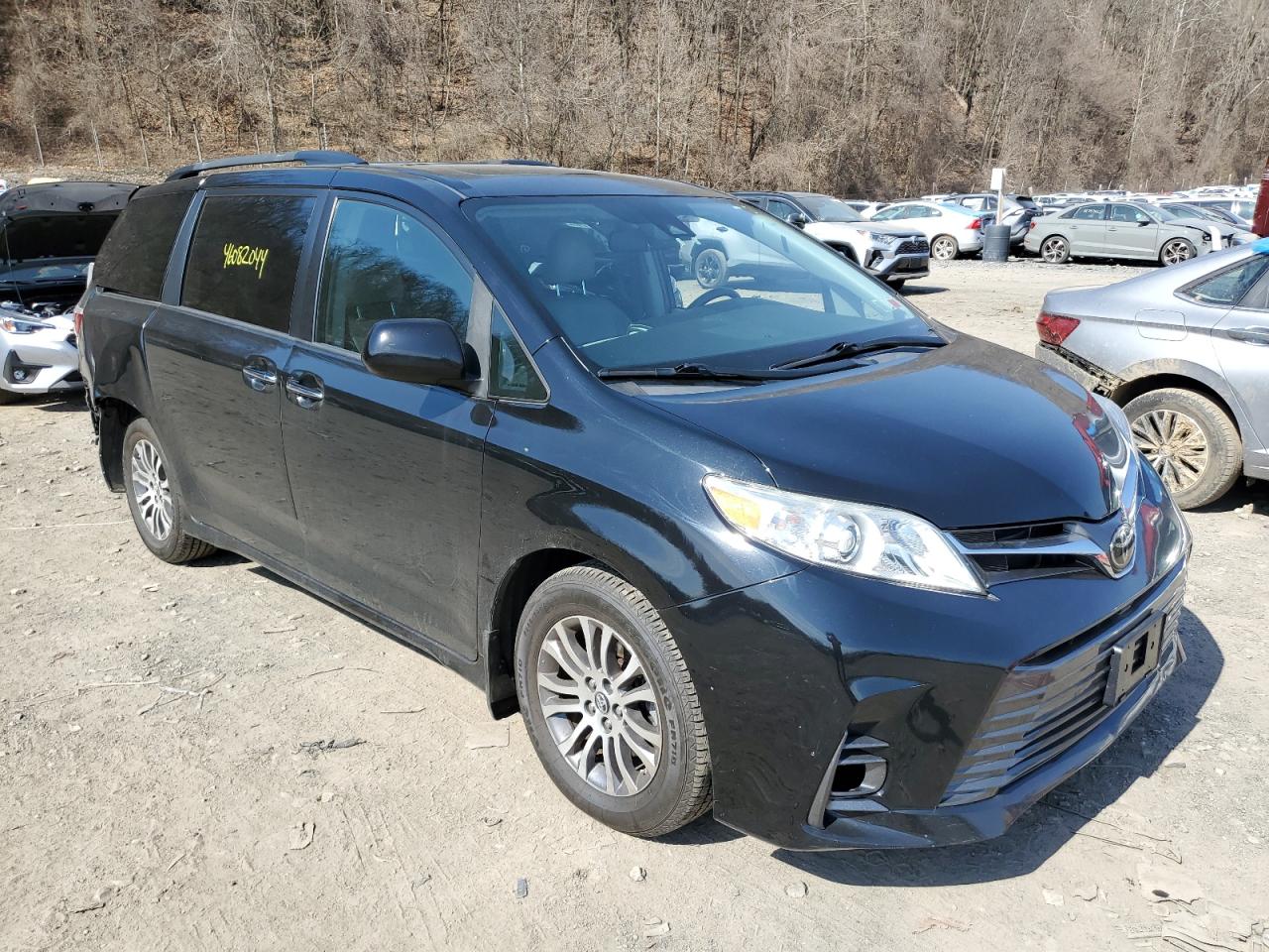 Photo 3 VIN: 5TDYZ3DC3KS973842 - TOYOTA SIENNA 