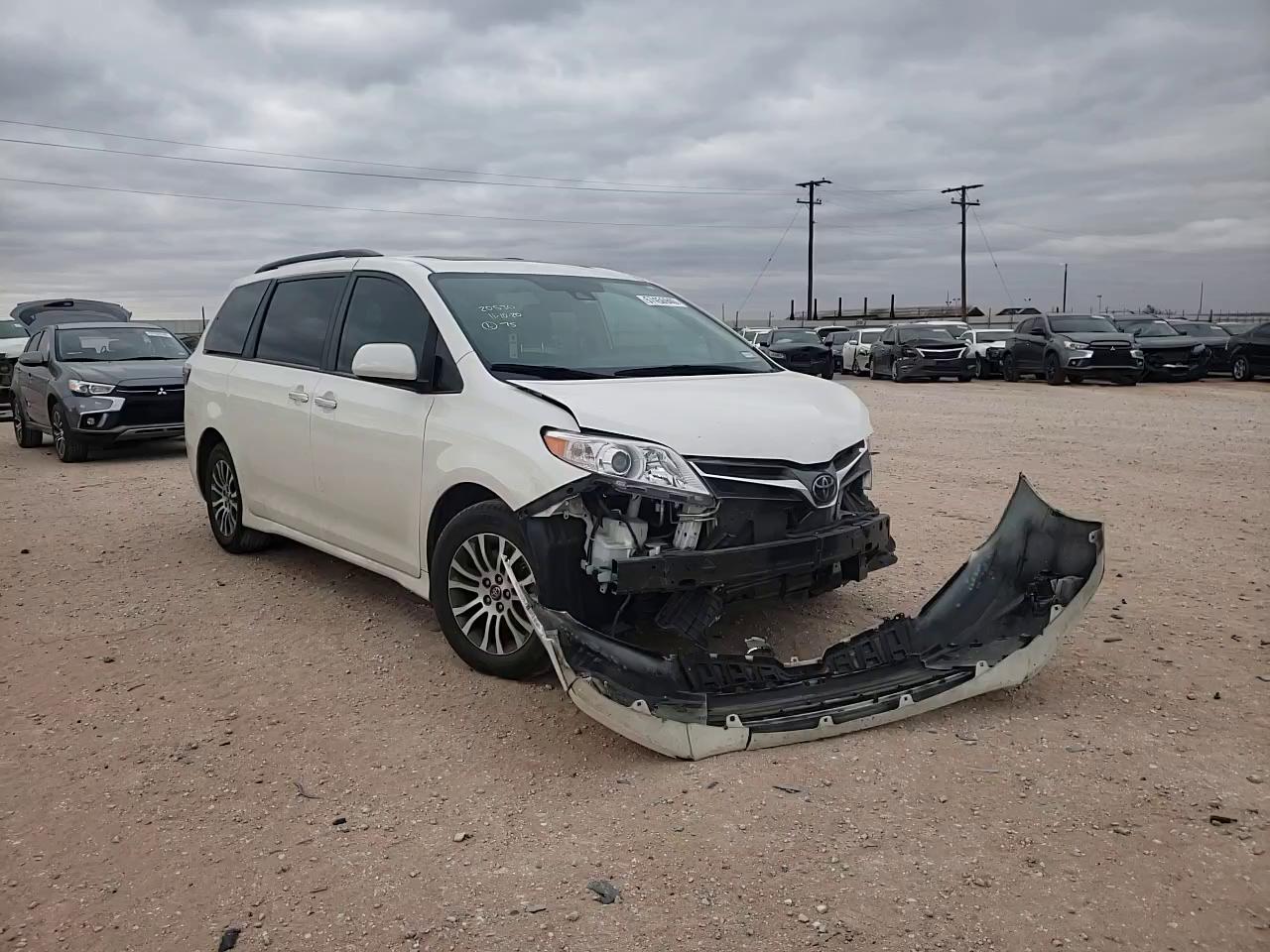 Photo 10 VIN: 5TDYZ3DC3KS992441 - TOYOTA SIENNA XLE 