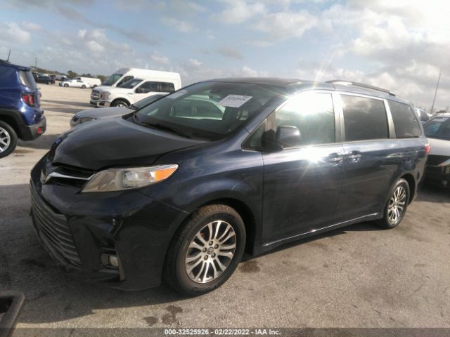 Photo 1 VIN: 5TDYZ3DC3KS999860 - TOYOTA SIENNA 