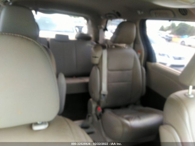 Photo 7 VIN: 5TDYZ3DC3KS999860 - TOYOTA SIENNA 