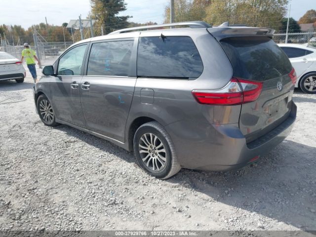 Photo 2 VIN: 5TDYZ3DC3LS030237 - TOYOTA SIENNA 