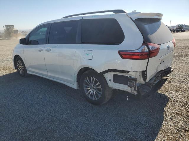 Photo 1 VIN: 5TDYZ3DC3LS087098 - TOYOTA SIENNA XLE 