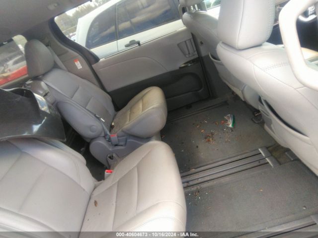 Photo 7 VIN: 5TDYZ3DC4HS792855 - TOYOTA SIENNA 