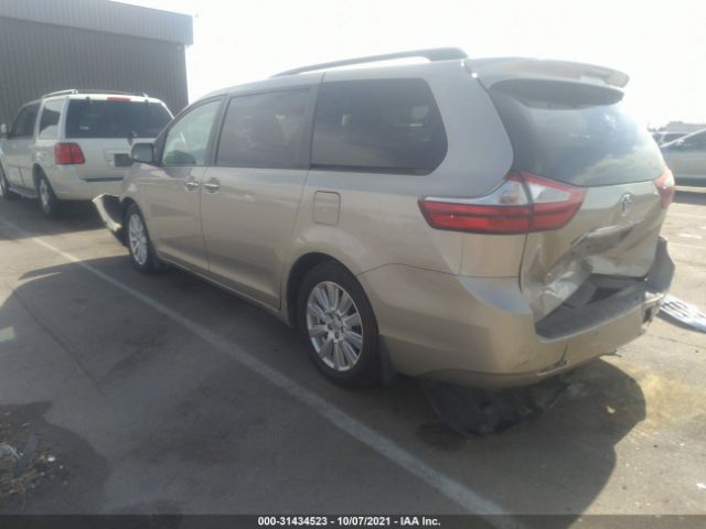 Photo 2 VIN: 5TDYZ3DC4HS792886 - TOYOTA SIENNA 