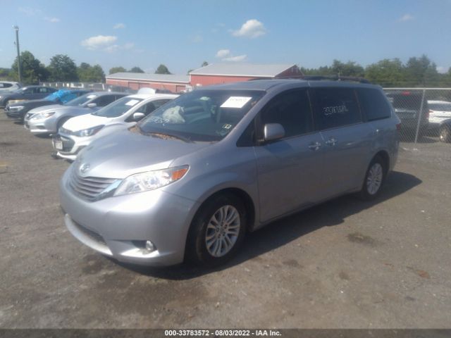 Photo 1 VIN: 5TDYZ3DC4HS814420 - TOYOTA SIENNA 