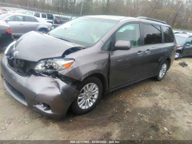 Photo 1 VIN: 5TDYZ3DC4HS863259 - TOYOTA SIENNA 