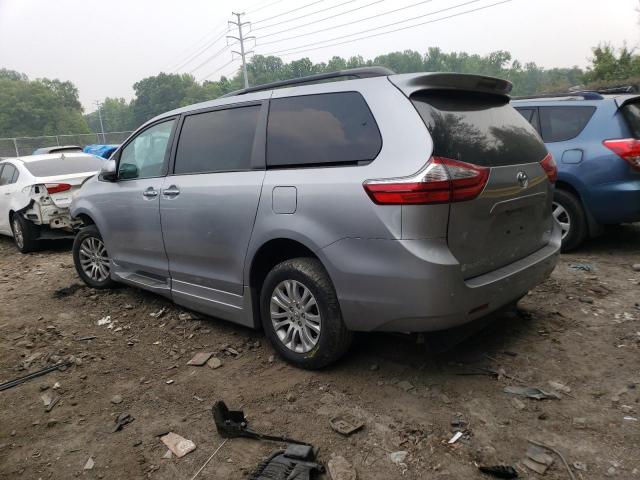 Photo 1 VIN: 5TDYZ3DC4HS885925 - TOYOTA SIENNA XLE 