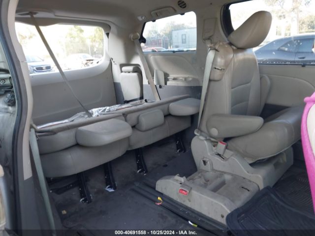 Photo 7 VIN: 5TDYZ3DC4HS886640 - TOYOTA SIENNA 