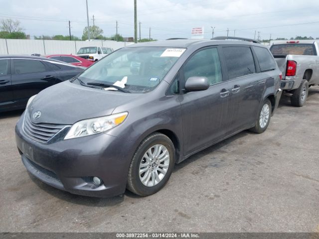 Photo 1 VIN: 5TDYZ3DC4HS891322 - TOYOTA SIENNA 