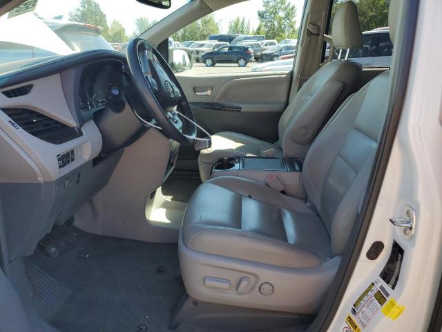 Photo 6 VIN: 5TDYZ3DC4HS894530 - TOYOTA SIENNA XLE 