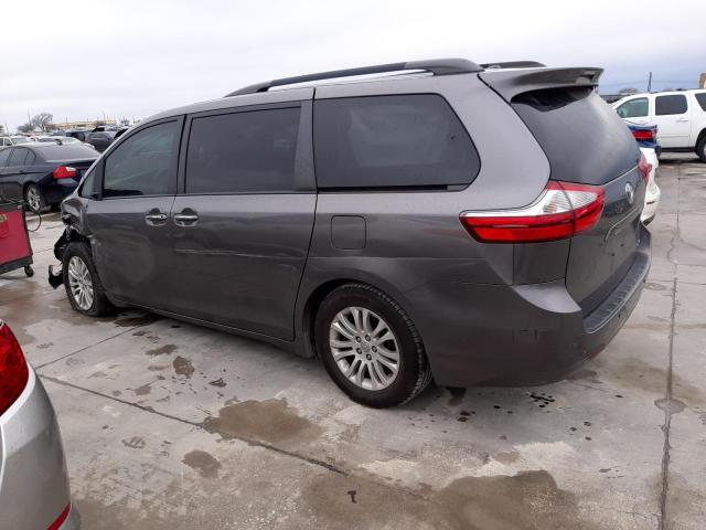 Photo 1 VIN: 5TDYZ3DC4HS898030 - TOYOTA SIENNA XLE 