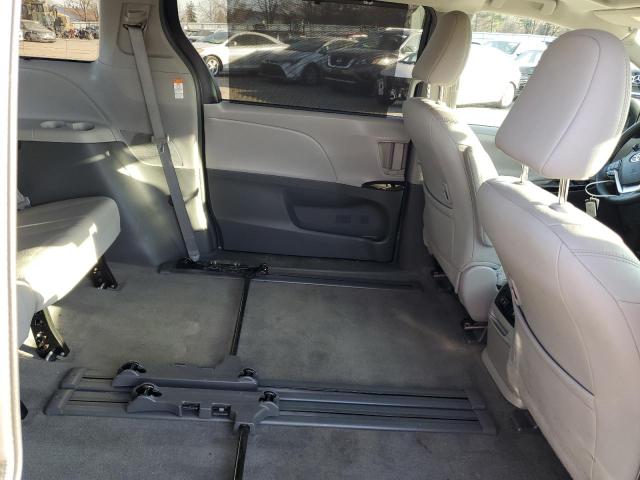 Photo 10 VIN: 5TDYZ3DC4JS916872 - TOYOTA SIENNA XLE 