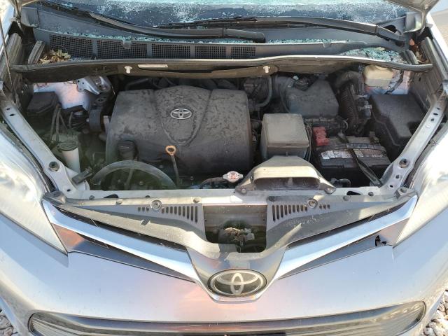 Photo 11 VIN: 5TDYZ3DC4JS921862 - TOYOTA SIENNA XLE 