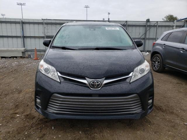 Photo 4 VIN: 5TDYZ3DC4JS931632 - TOYOTA SIENNA XLE 