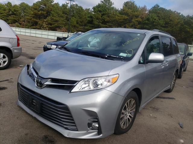 Photo 1 VIN: 5TDYZ3DC4JS931873 - TOYOTA SIENNA XLE 