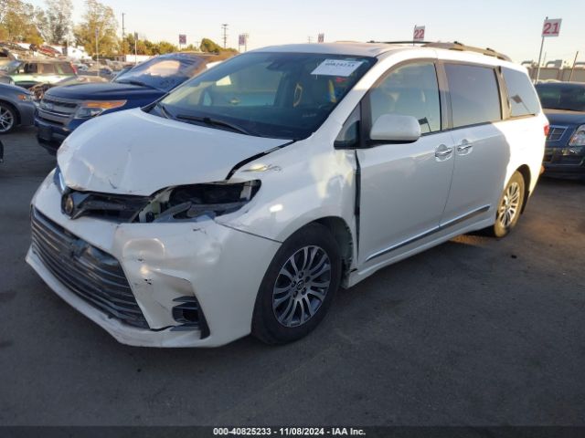 Photo 1 VIN: 5TDYZ3DC4JS937804 - TOYOTA SIENNA 